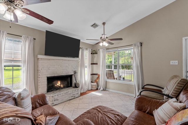 1270 Barron Road, Keithville, LA 71047