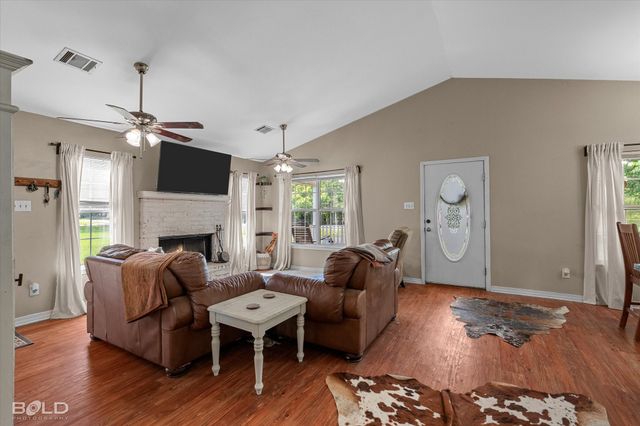 1270 Barron Road, Keithville, LA 71047