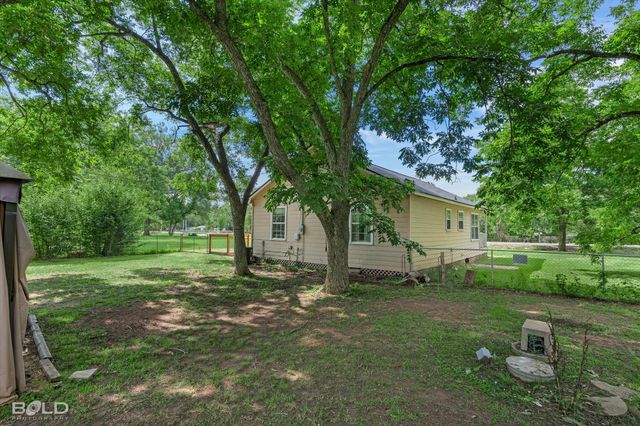 1270 Barron Road, Keithville, LA 71047