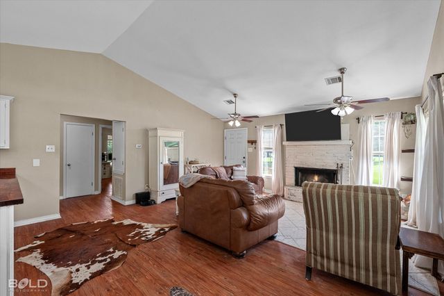 1270 Barron Road, Keithville, LA 71047
