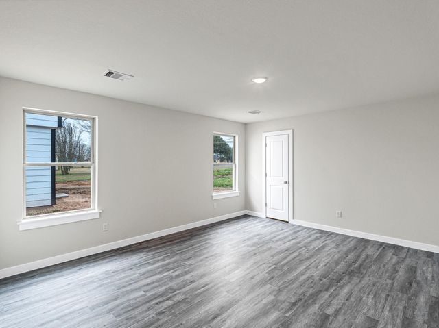 1010 4th Street, Hempstead, TX 77445