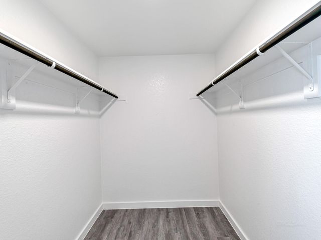 1010 4th Street, Hempstead, TX 77445