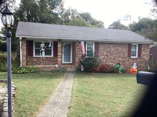 108 8th Ave, Columbia, TN 38401
