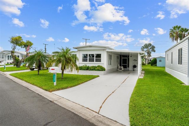 136 LAKEVIEW DR. DRIVE, Palmetto, FL 34221