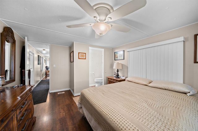 136 LAKEVIEW DR. DRIVE, Palmetto, FL 34221