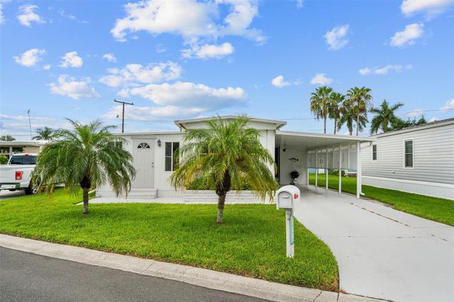 136 LAKEVIEW DR. DRIVE, Palmetto, FL 34221
