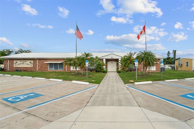 136 LAKEVIEW DR. DRIVE, Palmetto, FL 34221