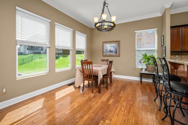 528 Ridgecrest Ln, Lebanon, TN 37087