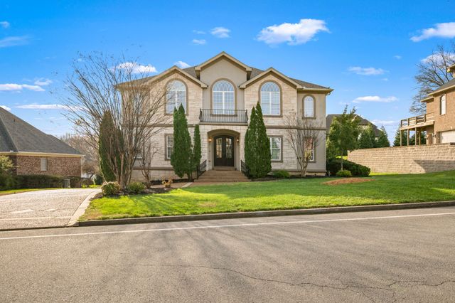 528 Ridgecrest Ln, Lebanon, TN 37087