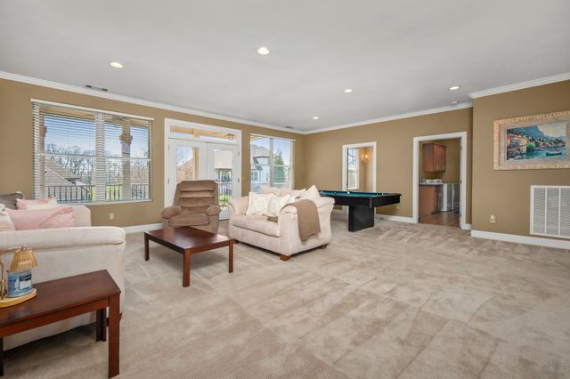 528 Ridgecrest Ln, Lebanon, TN 37087