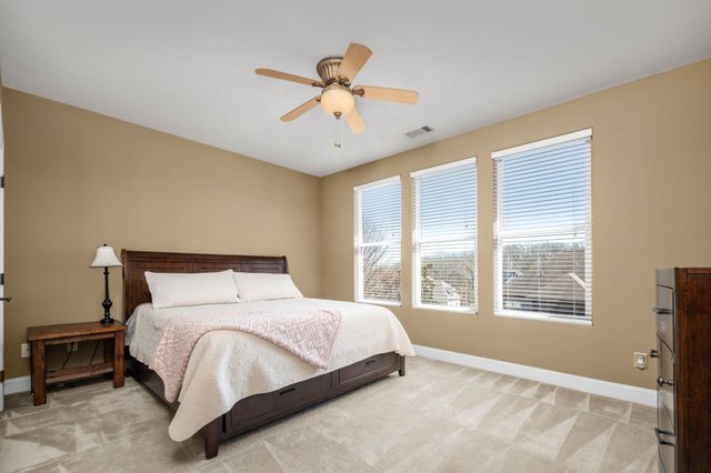 528 Ridgecrest Ln, Lebanon, TN 37087