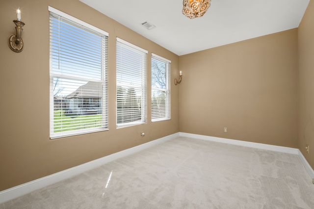 528 Ridgecrest Ln, Lebanon, TN 37087