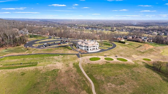 528 Ridgecrest Ln, Lebanon, TN 37087