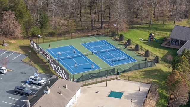 528 Ridgecrest Ln, Lebanon, TN 37087