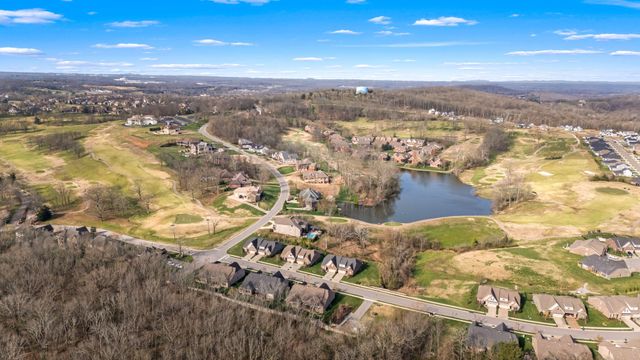 528 Ridgecrest Ln, Lebanon, TN 37087