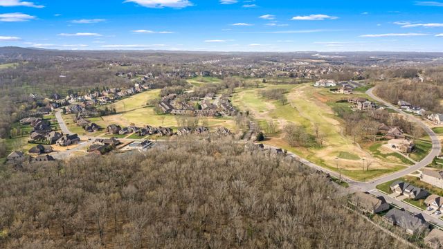 528 Ridgecrest Ln, Lebanon, TN 37087