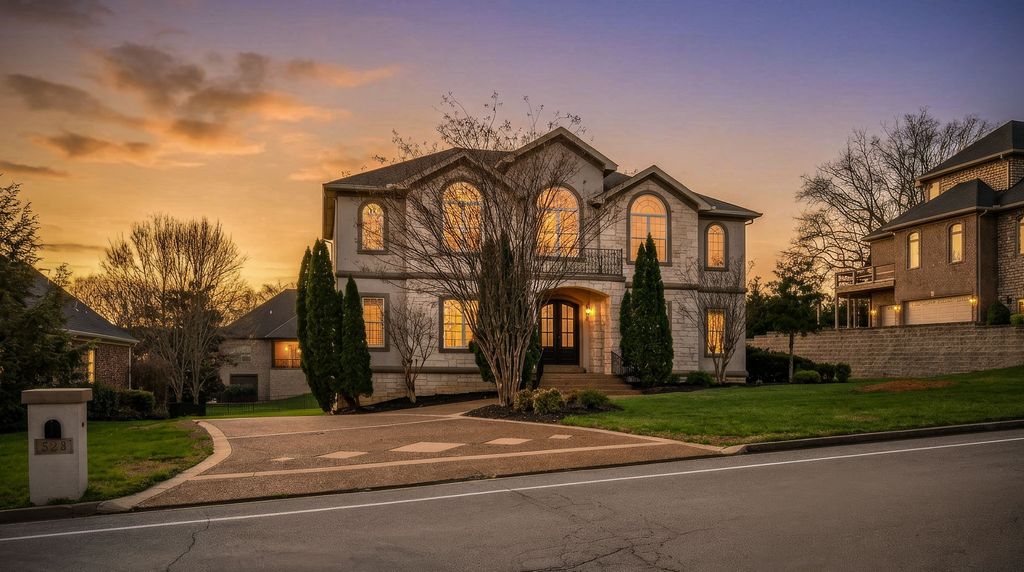 528 Ridgecrest Ln, Lebanon, TN 37087