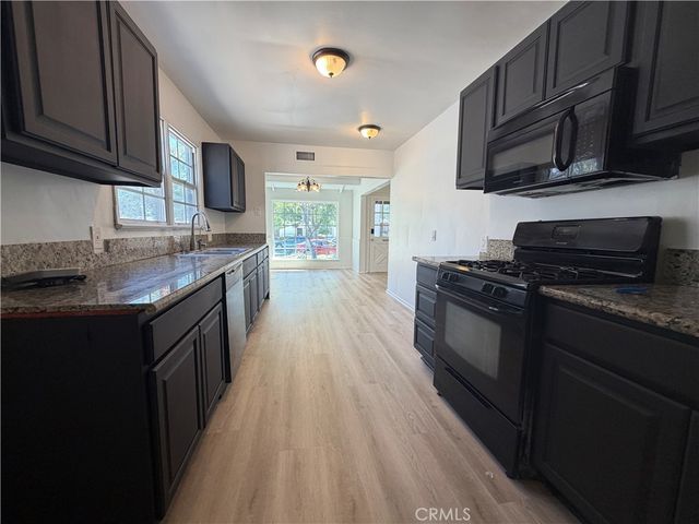6939 Murietta Avenue, Van Nuys, CA 91405