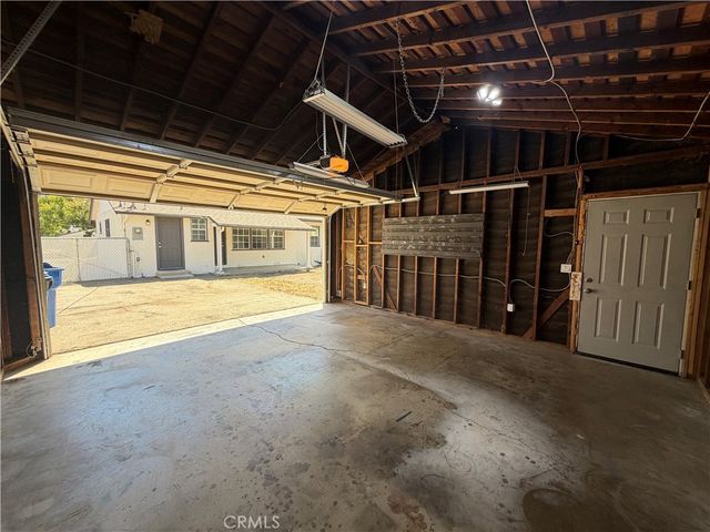 6939 Murietta Avenue, Van Nuys, CA 91405