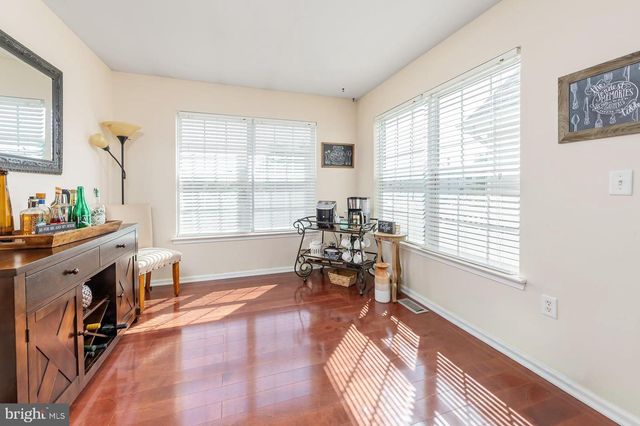 1024 MOORE RD, West Deptford, NJ 08086