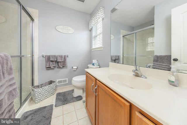 1024 MOORE RD, West Deptford, NJ 08086