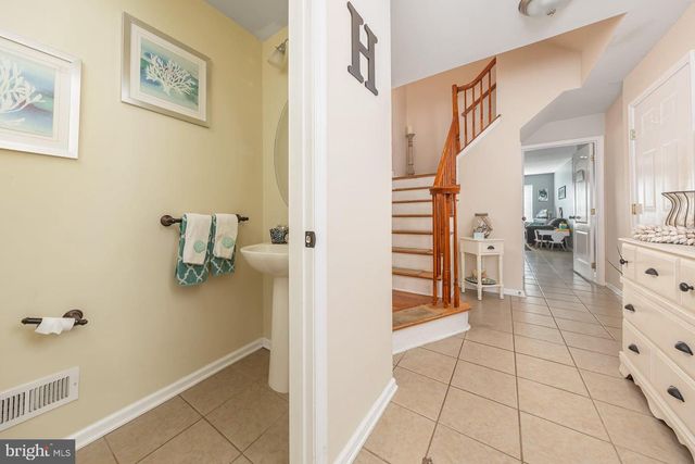 1024 MOORE RD, West Deptford, NJ 08086