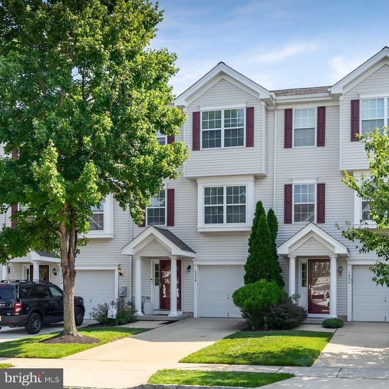1024 MOORE RD, West Deptford, NJ 08086