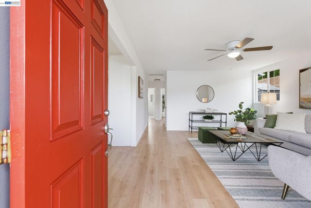 614 James St, Livermore, CA 94551