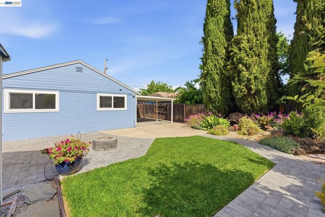 614 James St, Livermore, CA 94551