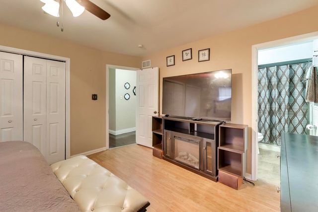 17807 Cypress Avenue, Country Club Hills, IL 60478