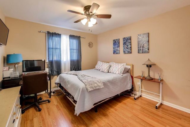 17807 Cypress Avenue, Country Club Hills, IL 60478