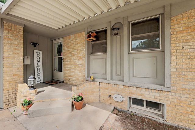 3808 W Cornelison St, Wichita, KS 67203