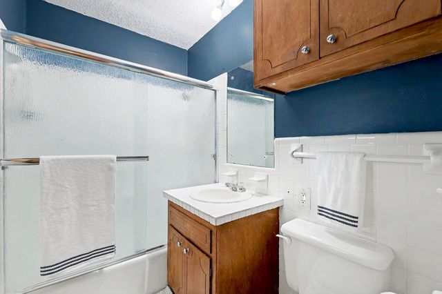 3808 W Cornelison St, Wichita, KS 67203