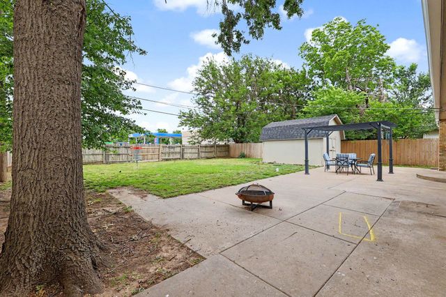 3808 W Cornelison St, Wichita, KS 67203