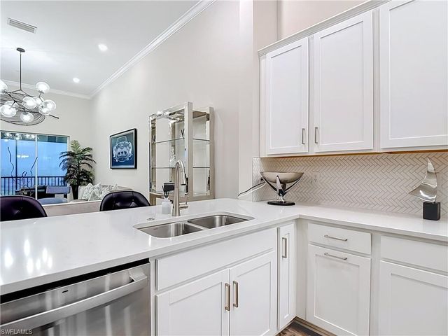 11841 Venetian Lagoon DR 203, Fort Myers, FL 33913
