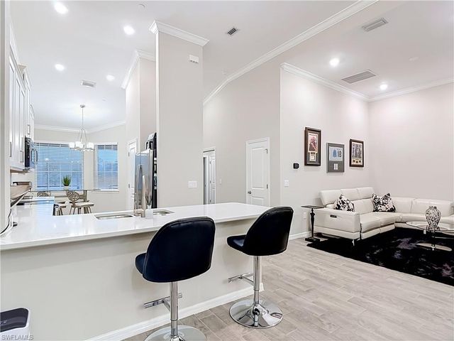 11841 Venetian Lagoon DR 203, Fort Myers, FL 33913