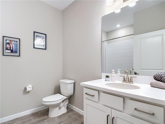 11841 Venetian Lagoon DR 203, Fort Myers, FL 33913