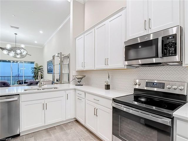 11841 Venetian Lagoon DR 203, Fort Myers, FL 33913