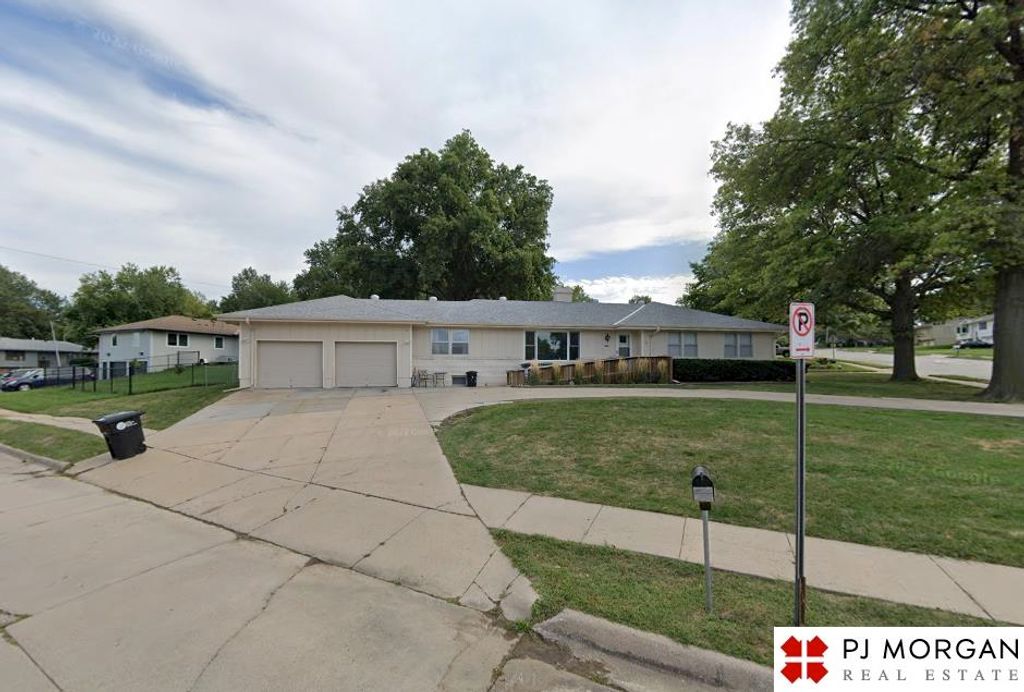 2907 S 114Th Street, Omaha, NE 68144