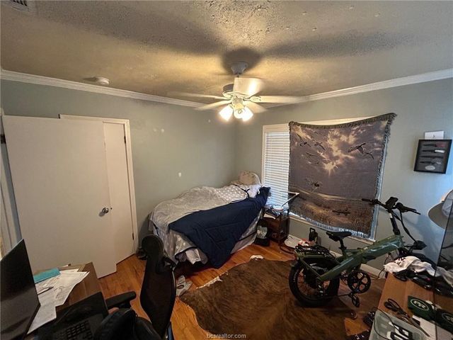 710 Enfield Street, Bryan, TX 77802