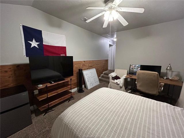 710 Enfield Street, Bryan, TX 77802