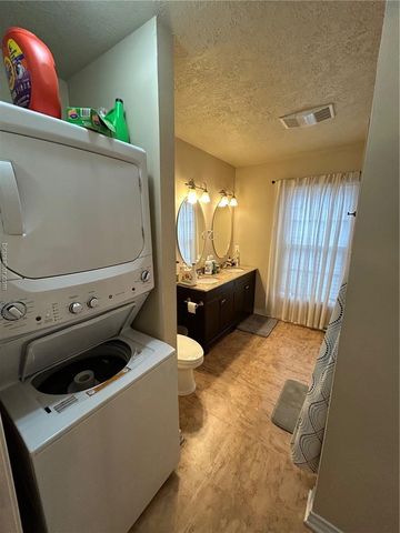 710 Enfield Street, Bryan, TX 77802