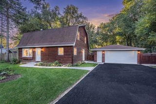 27554 N Beech Street, Island Lake, IL 60042