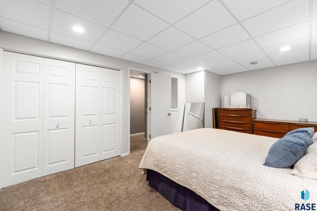 2800 E 18th St Street, Sioux Falls, SD 57103