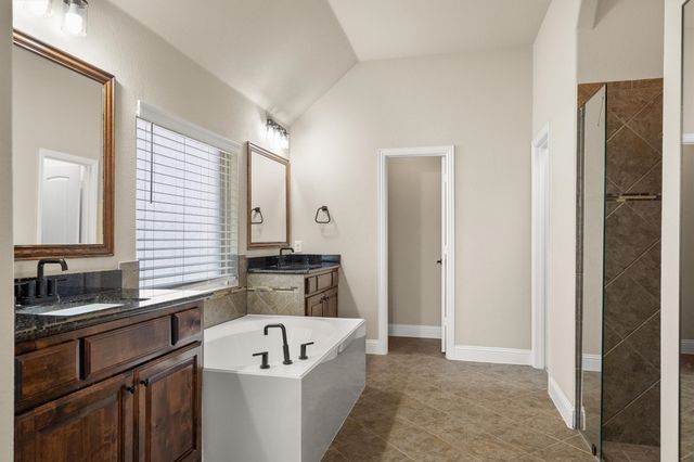 604 Satinwood Lane, Euless, TX 76039