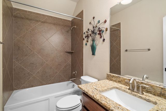 604 Satinwood Lane, Euless, TX 76039