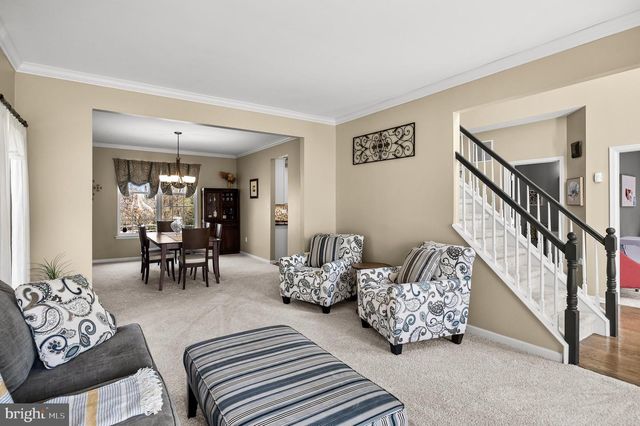 23 LONGFELLOW LN, Hainesport, NJ 08036