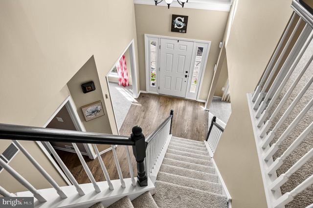 23 LONGFELLOW LN, Hainesport, NJ 08036