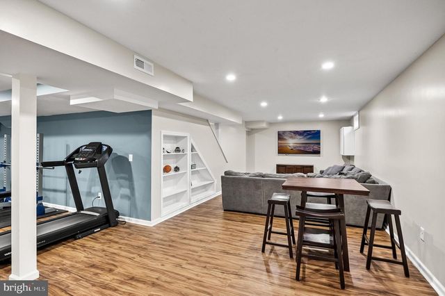 23 LONGFELLOW LN, Hainesport, NJ 08036