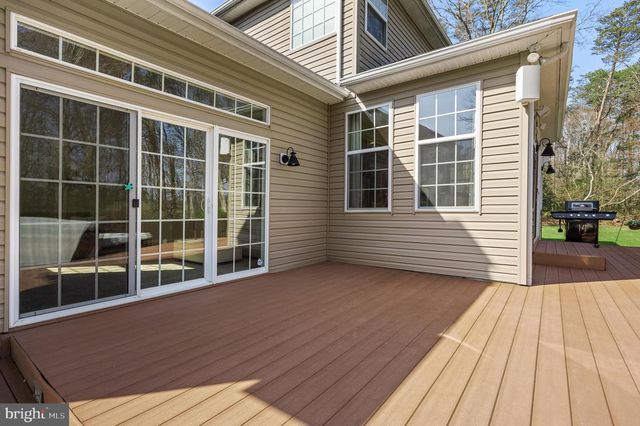 23 LONGFELLOW LN, Hainesport, NJ 08036